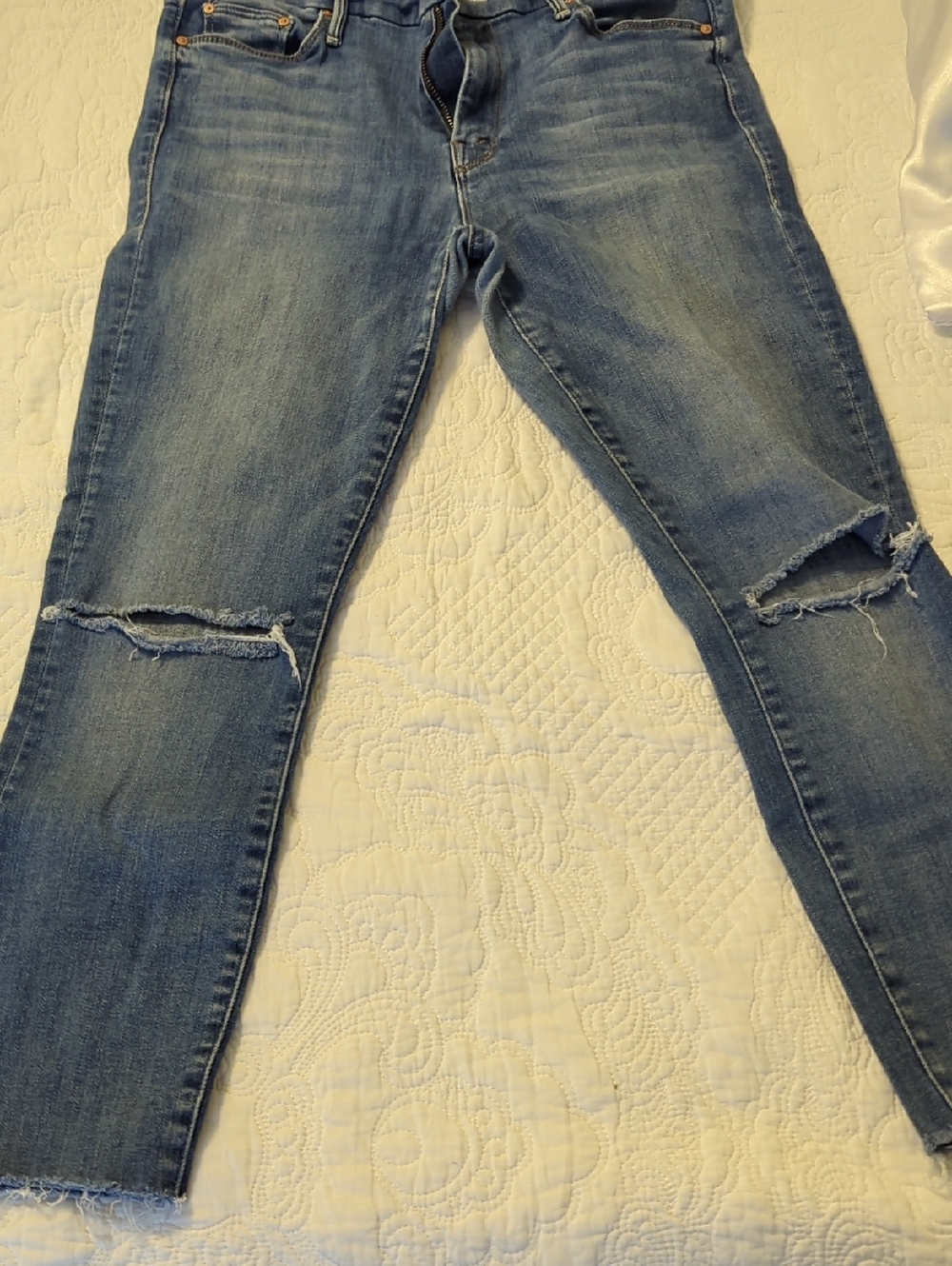 MOTHER Skinny Distressed Blue Jeans